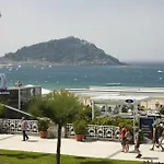 Playa De La Concha 3 Apartment By Feelfree Rentals
